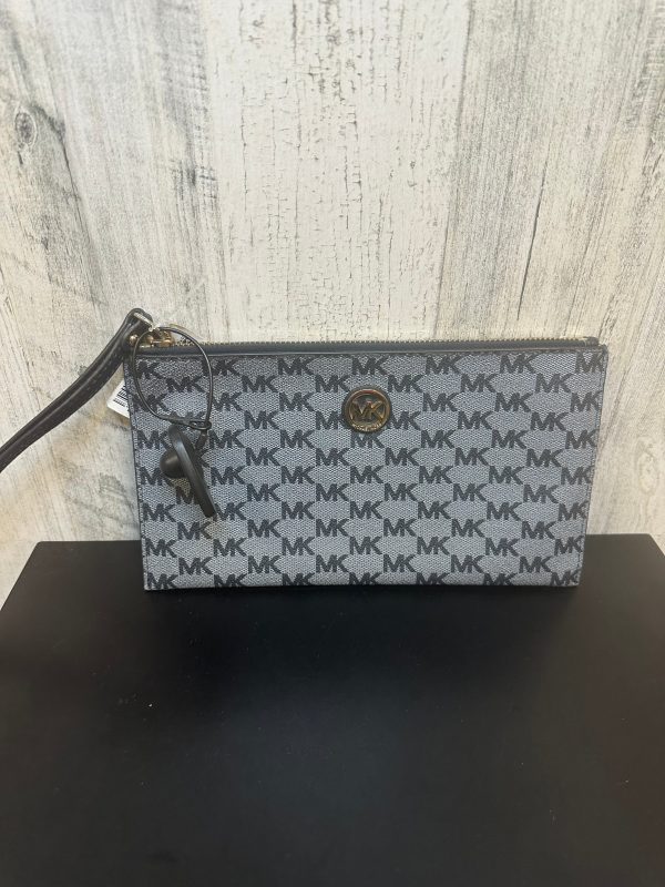 Wristlet Designer By Michael Kors  Size: Large Online Sale