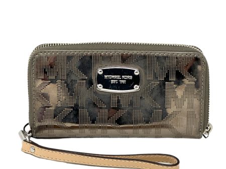 Wristlet Designer By Michael Kors  Size: Medium Supply