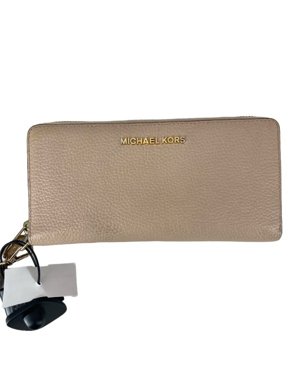 Wallet Designer By Michael Kors Collection  Size: Large Fashion