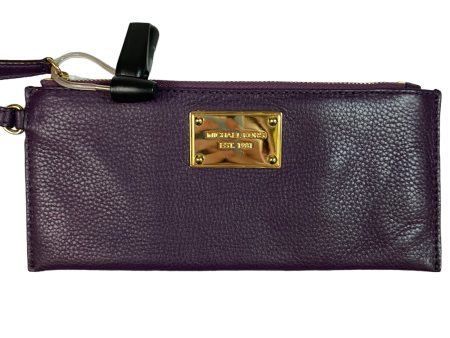 Wristlet Designer By Michael Kors  Size: Small Sale