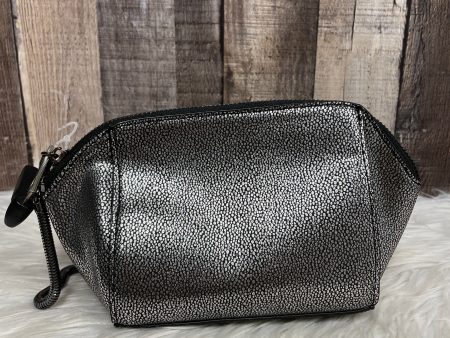 Makeup Bag By Urban Expressions For Cheap